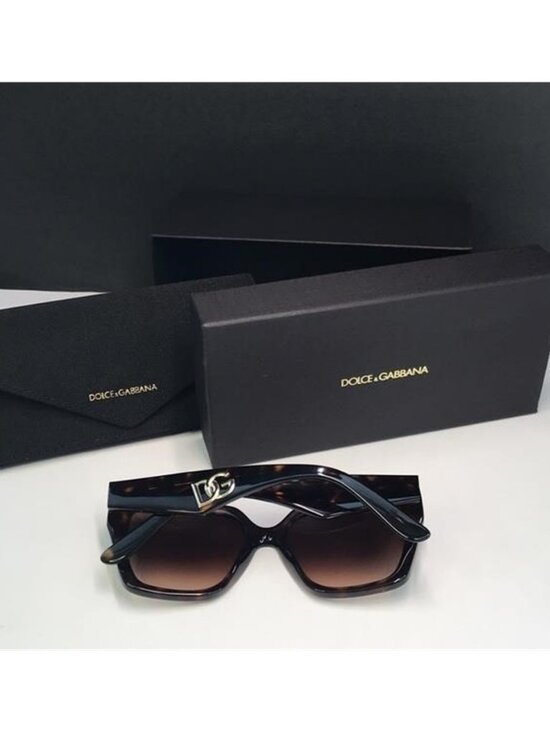 New Authentic DOLCE & GABBANA Women\'s Brown Square Sunglasses DG 4438